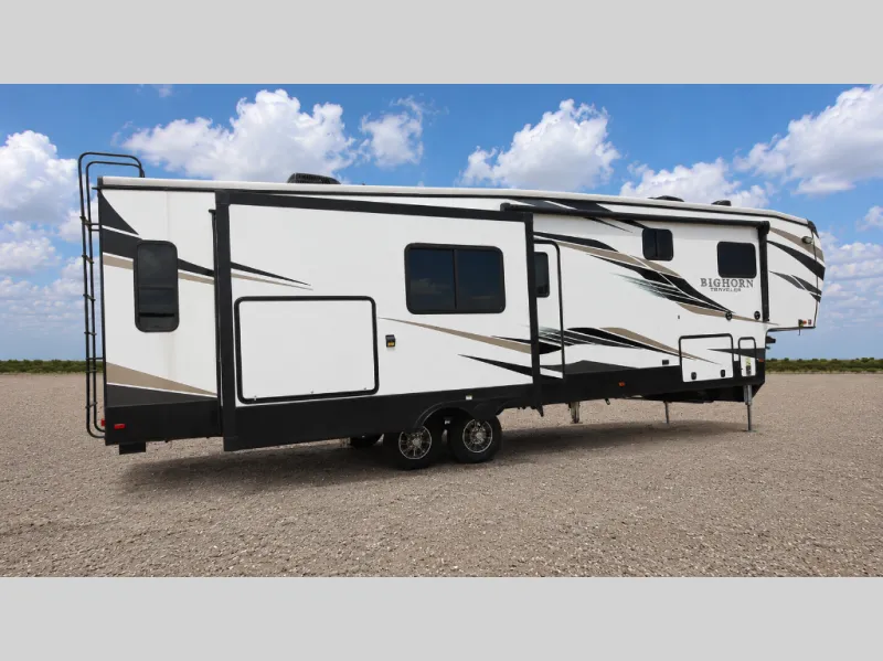2021 Heartland Bighorn Traveler 35BK - Photo 3