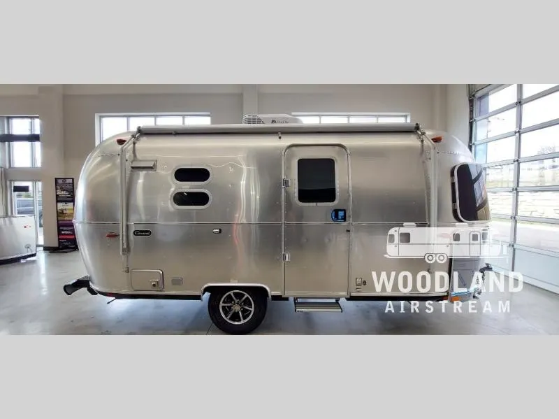 2026 Airstream Caravel 20FB - Photo 3