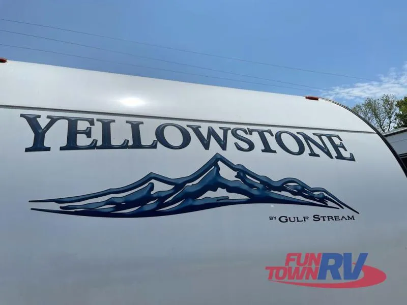 2025 Gulf Stream Yellowstone Classic 26BHG - Photo 3