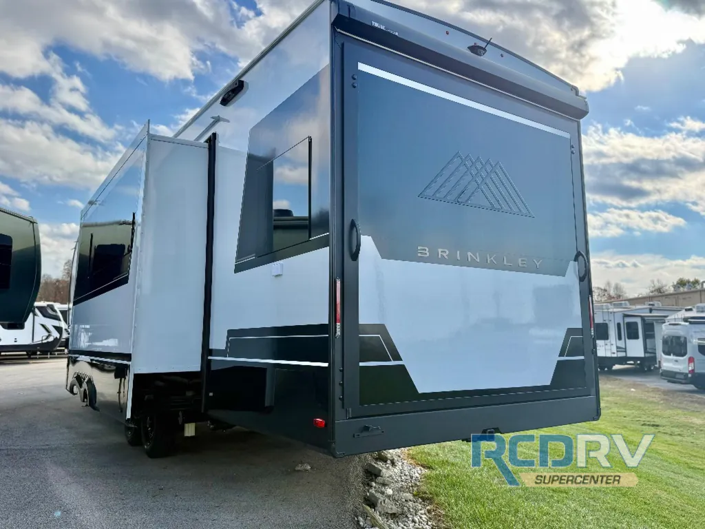 2026 Brinkley Model Z 3420, Photos photo 4