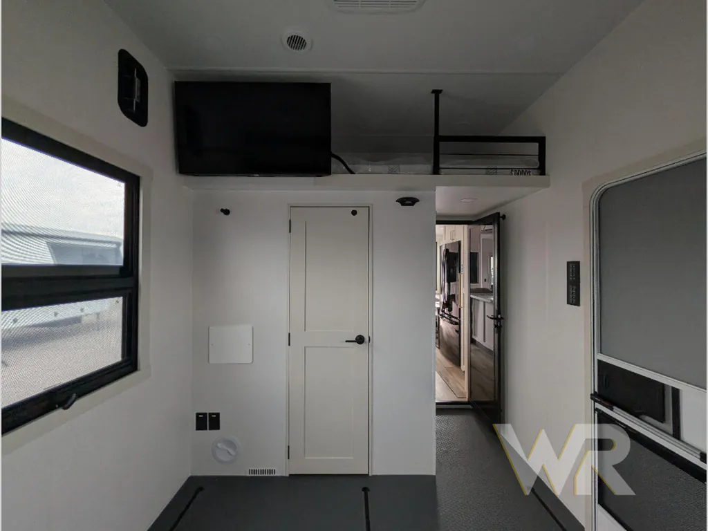 2027 Brinkley Model G 3970, Photos photo 20