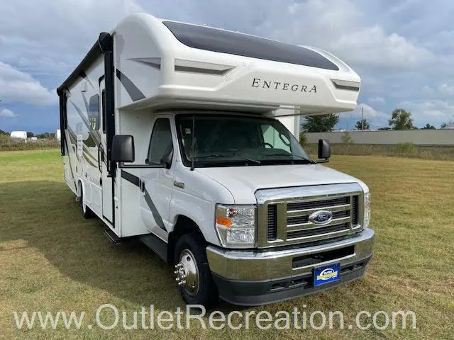 2023 Entegra Coach Odyssey 26M - Photo 2