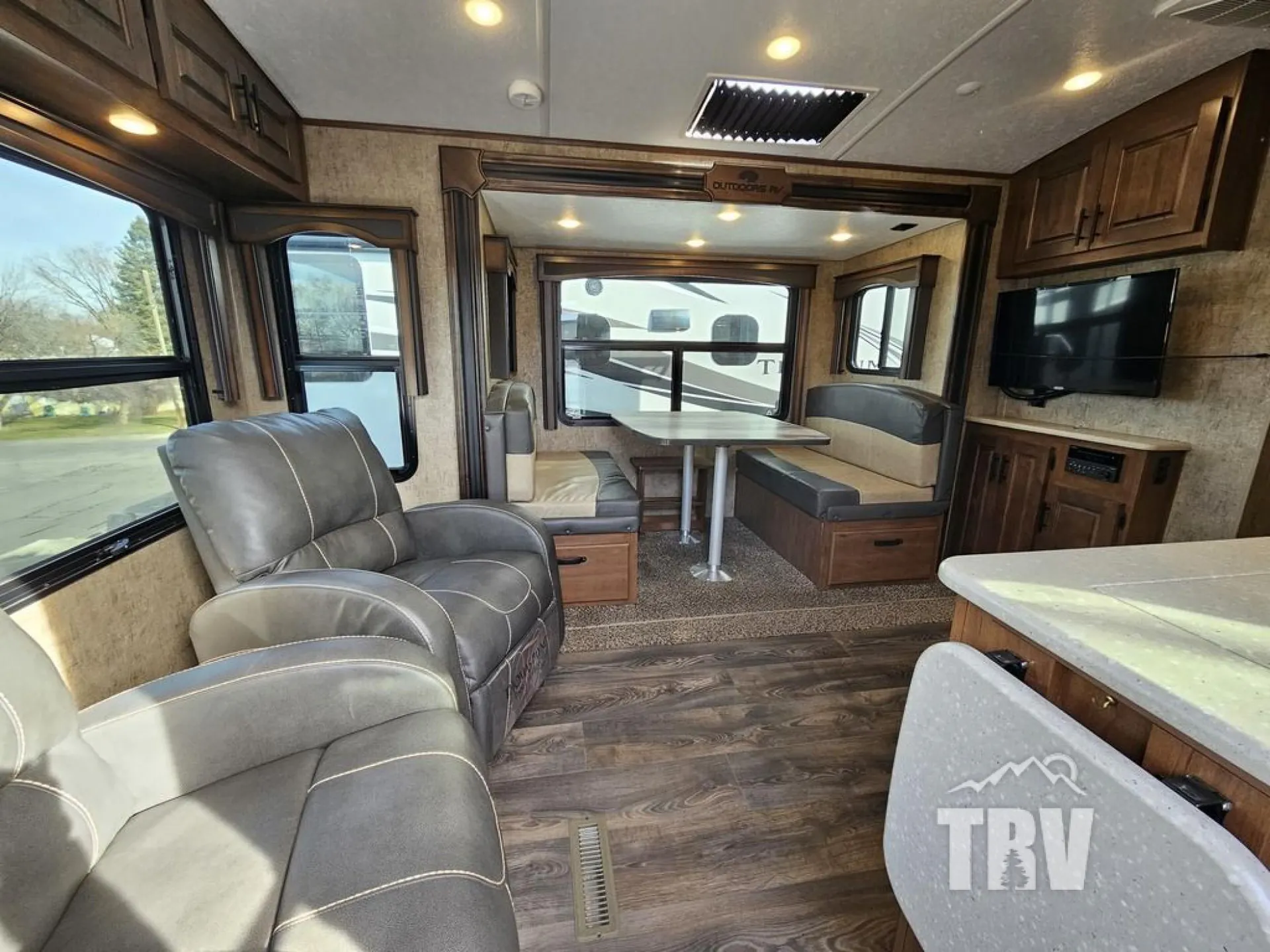 2022 Outdoors RV Timber Ridge Titanium Series 24RLS - Photo 4