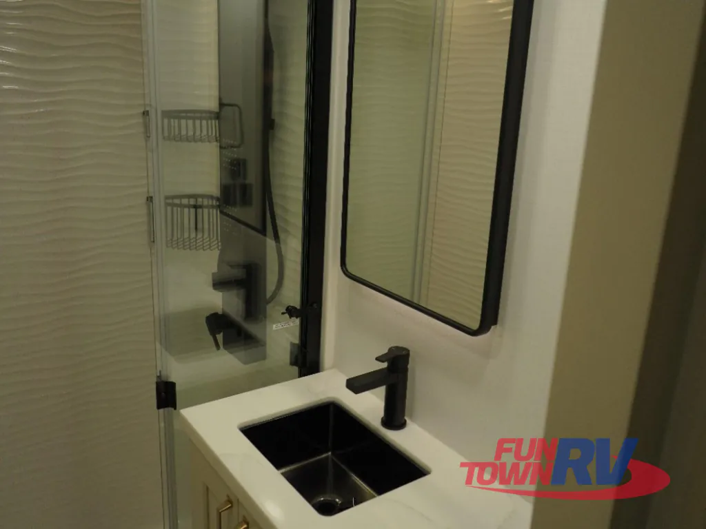 2027 Brinkley Model G 3970, Photos photo 42
