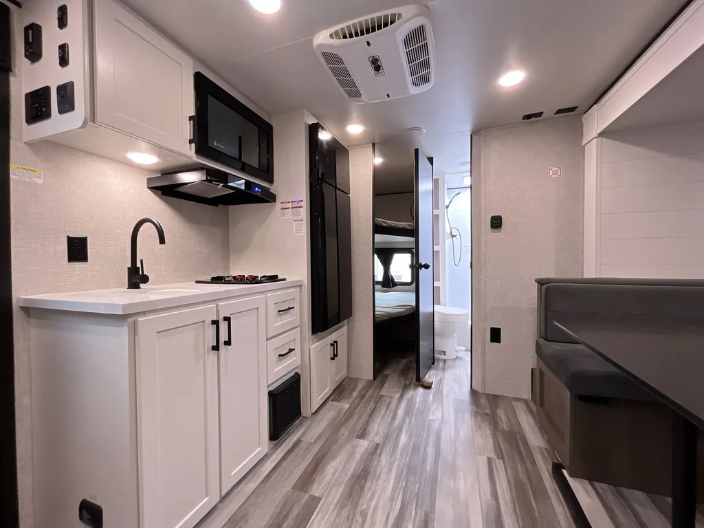 2025 Jayco Jay Flight SLX 197MBW, Photos photo 2