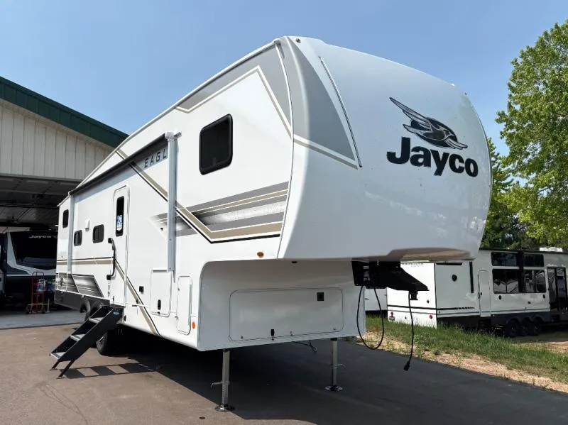 2027 Jayco Eagle SLE 28BHU - Photo 2