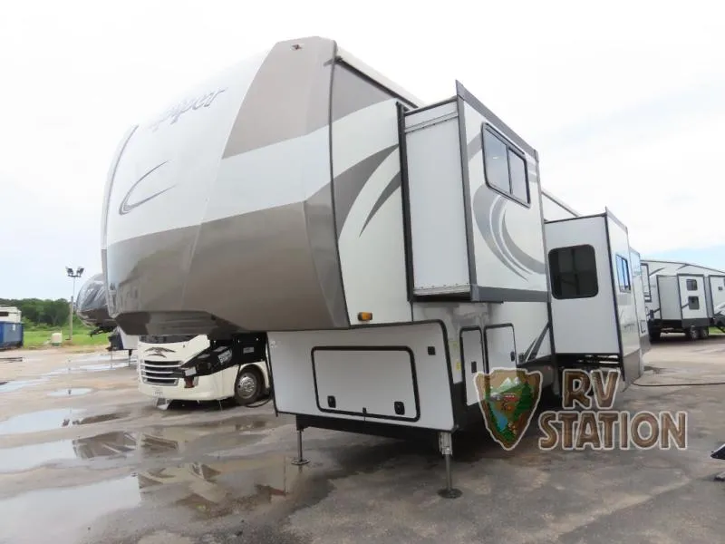 2022 Forest River Sandpiper Luxury 38FKOK - Photo 3