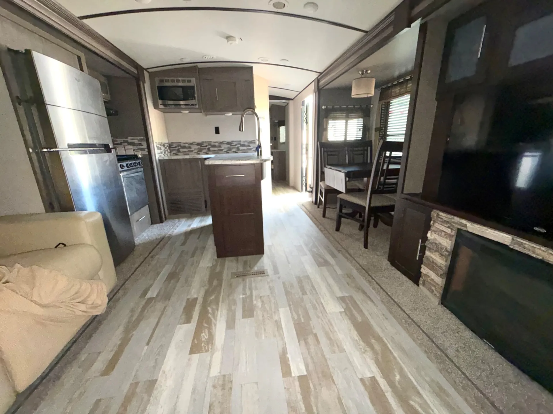 2017 Forest River Surveyor 33KRLOK - Photo 4