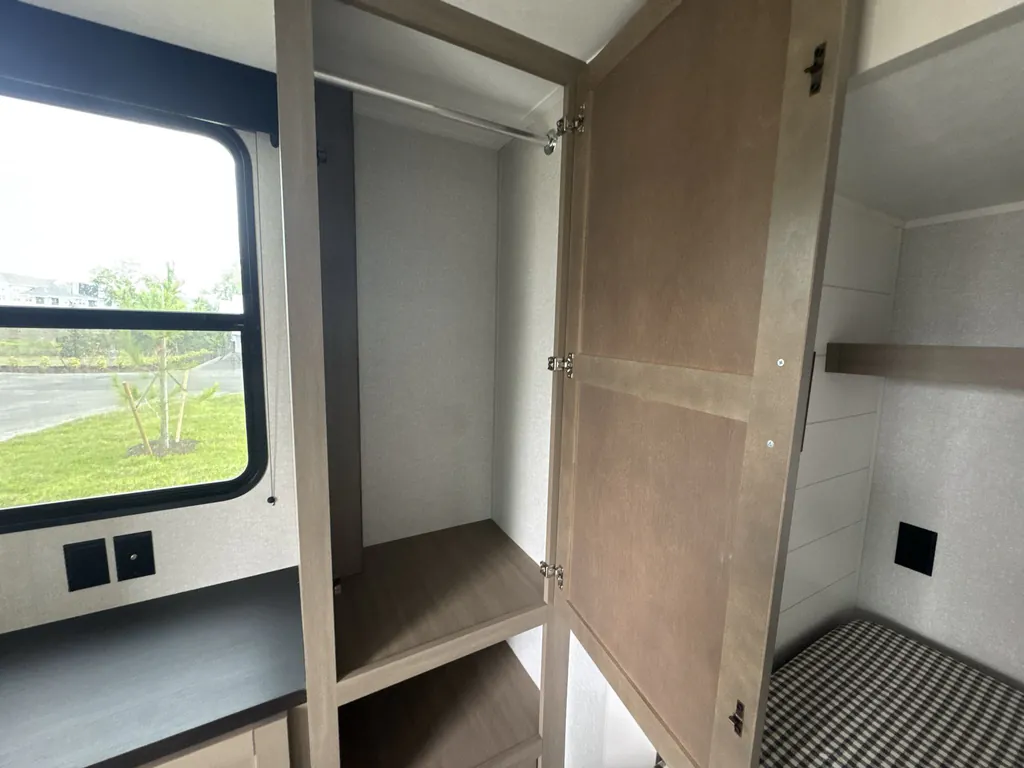 2026 Jayco Jay Flight Bungalow 404LOFT DS, Photos photo 22