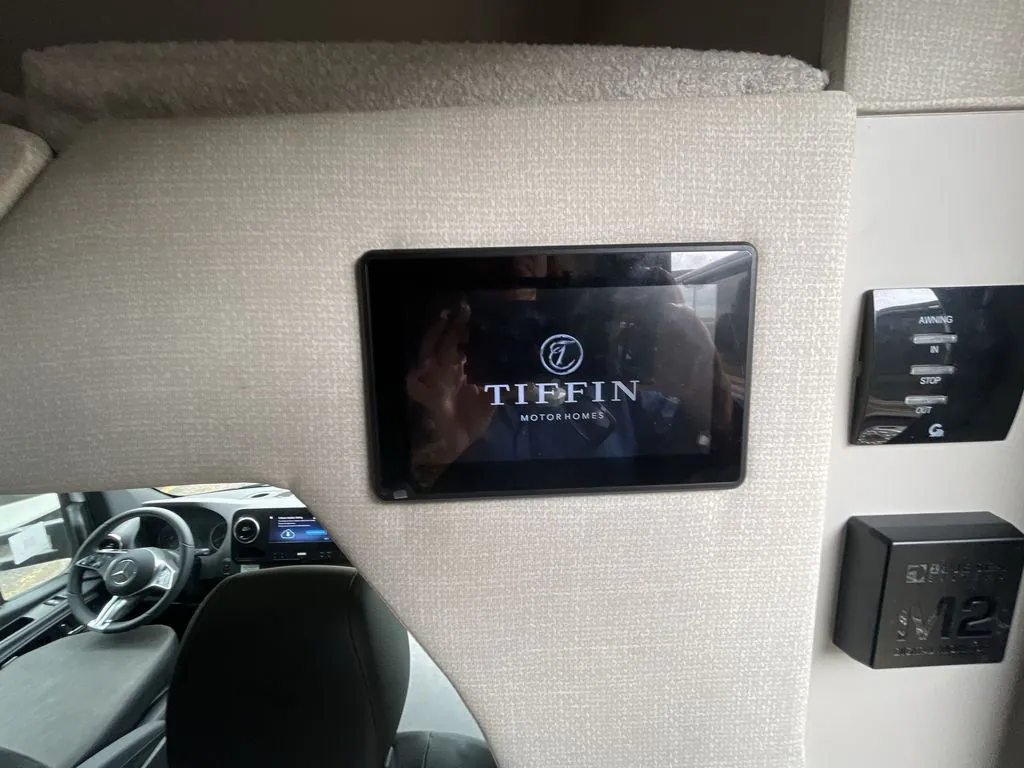 2027 Tiffin Wayfarer 25 PW, Photos photo 12