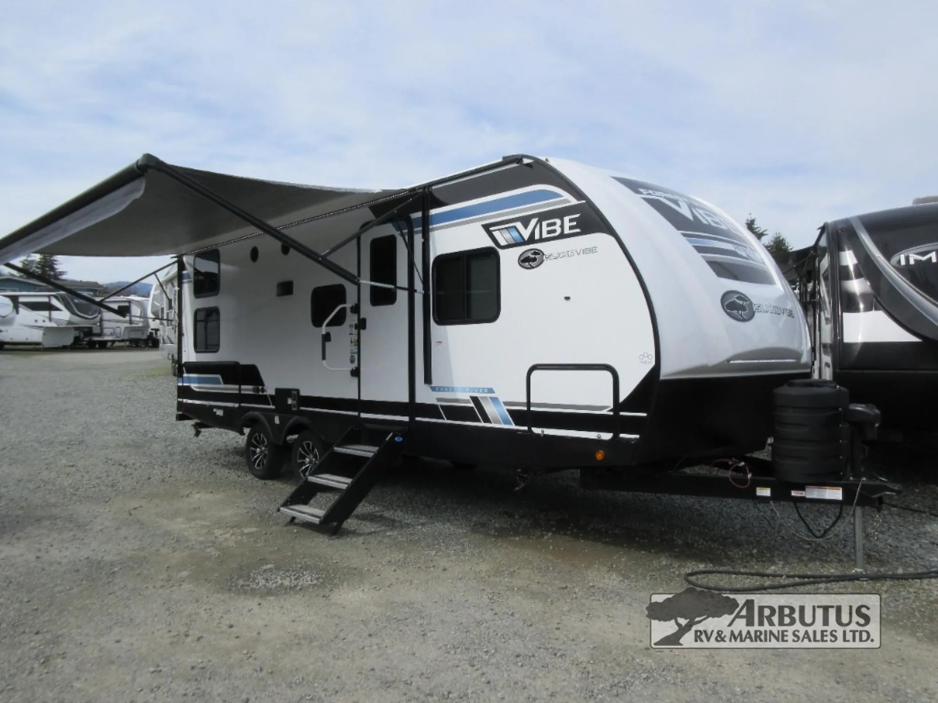 2025 Forest River Vibe 24DB - Photo 2