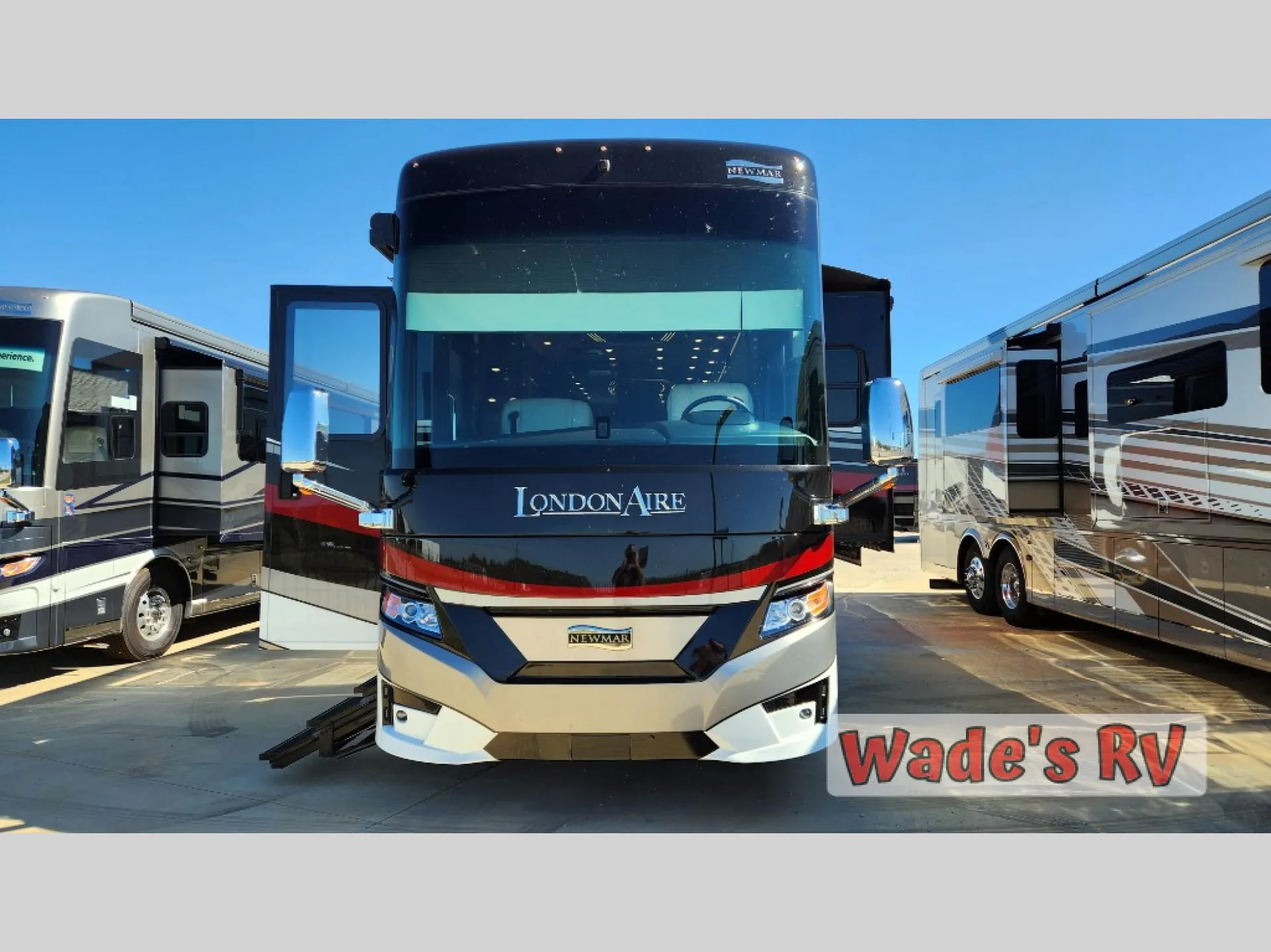 2022 Newmar London Aire 4551 - Photo 3