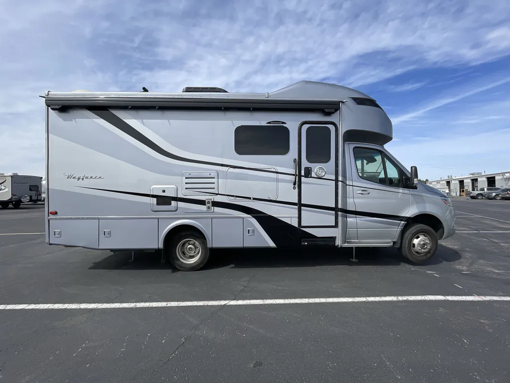 2020 Tiffin Wayfarer 25 RW, Photos photo 8