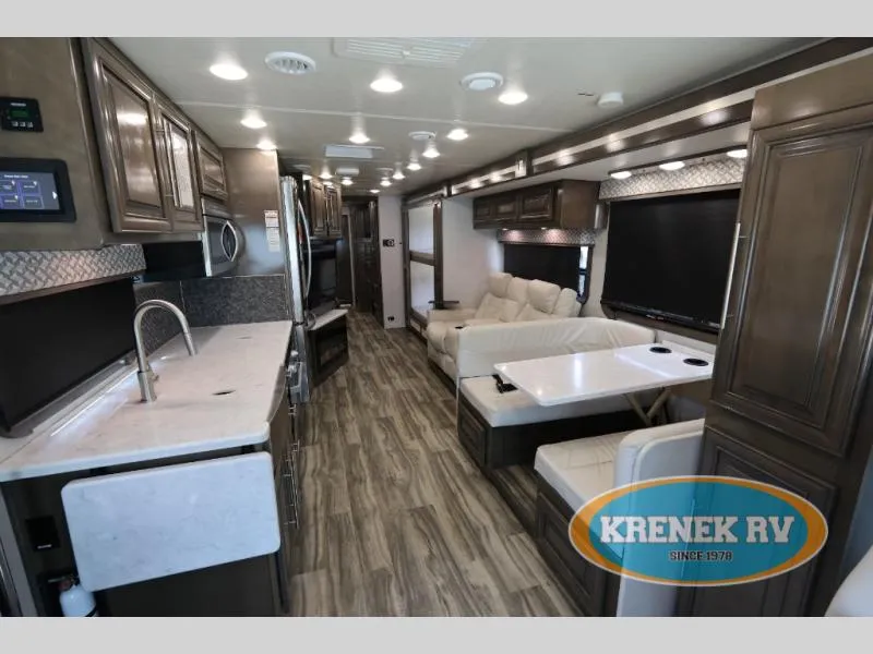 2022 Forest River Georgetown 7 Series GT7 36K7 - Photo 2