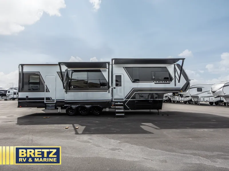 2026 Brinkley Model G 3500 - Photo 3