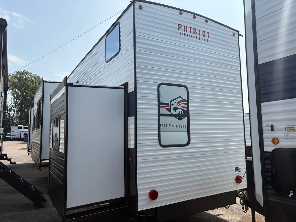 2026 Forest River Cherokee Timberwolf 39DC, Photos photo 5