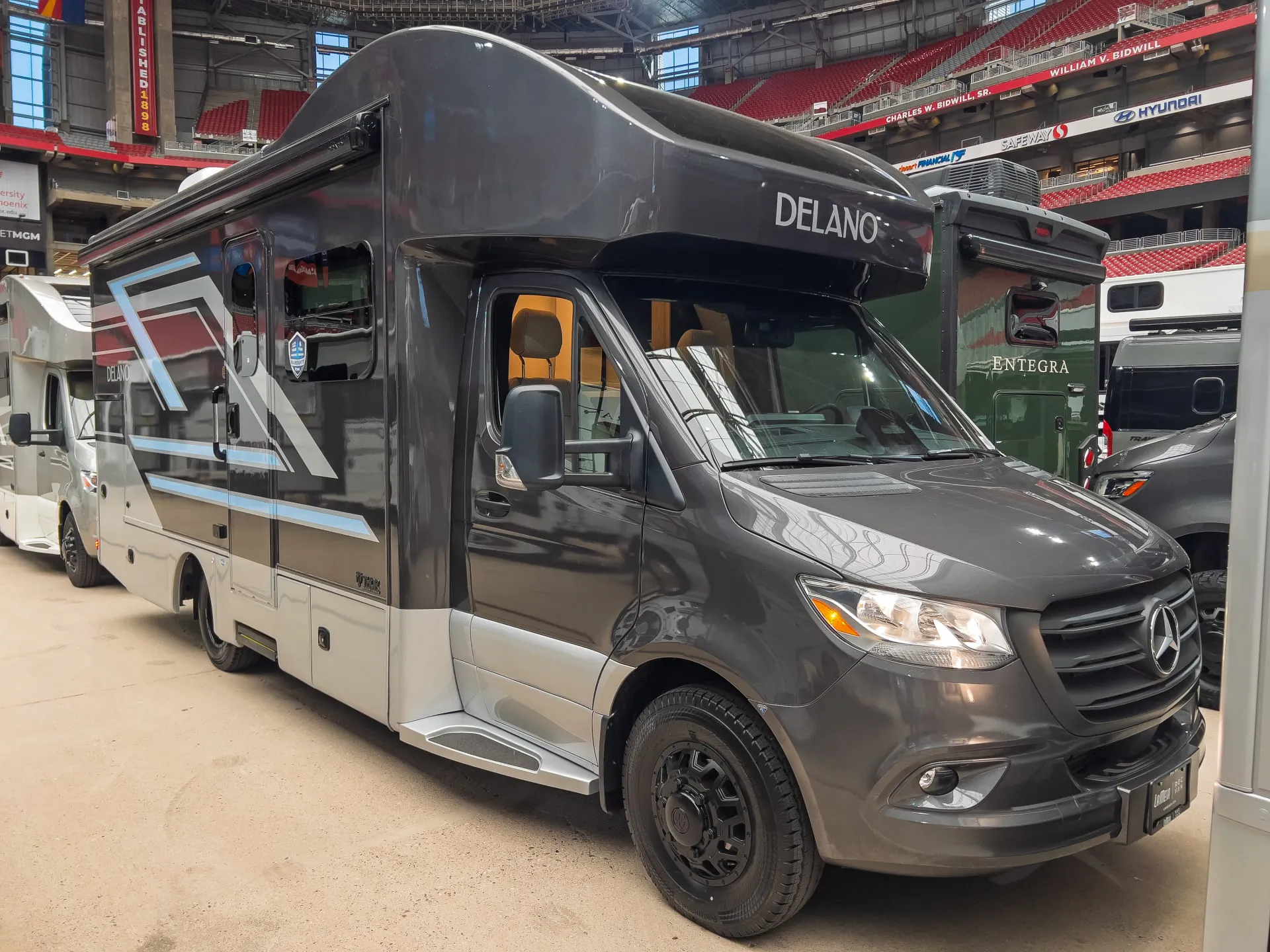 2027 Thor Motor Coach Delano 24RW dealer photo 1 from La Mesa RV Center