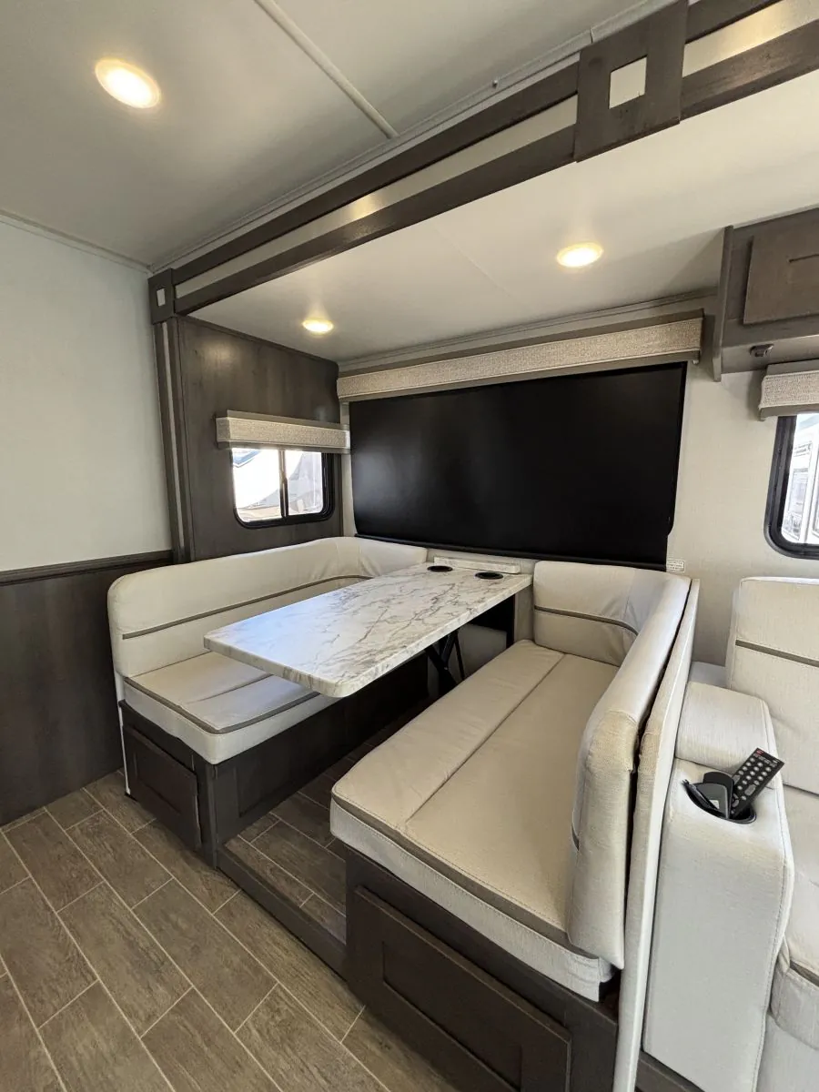 2022 Forest River Georgetown 3 Series GT3 33B3, Photos photo 12