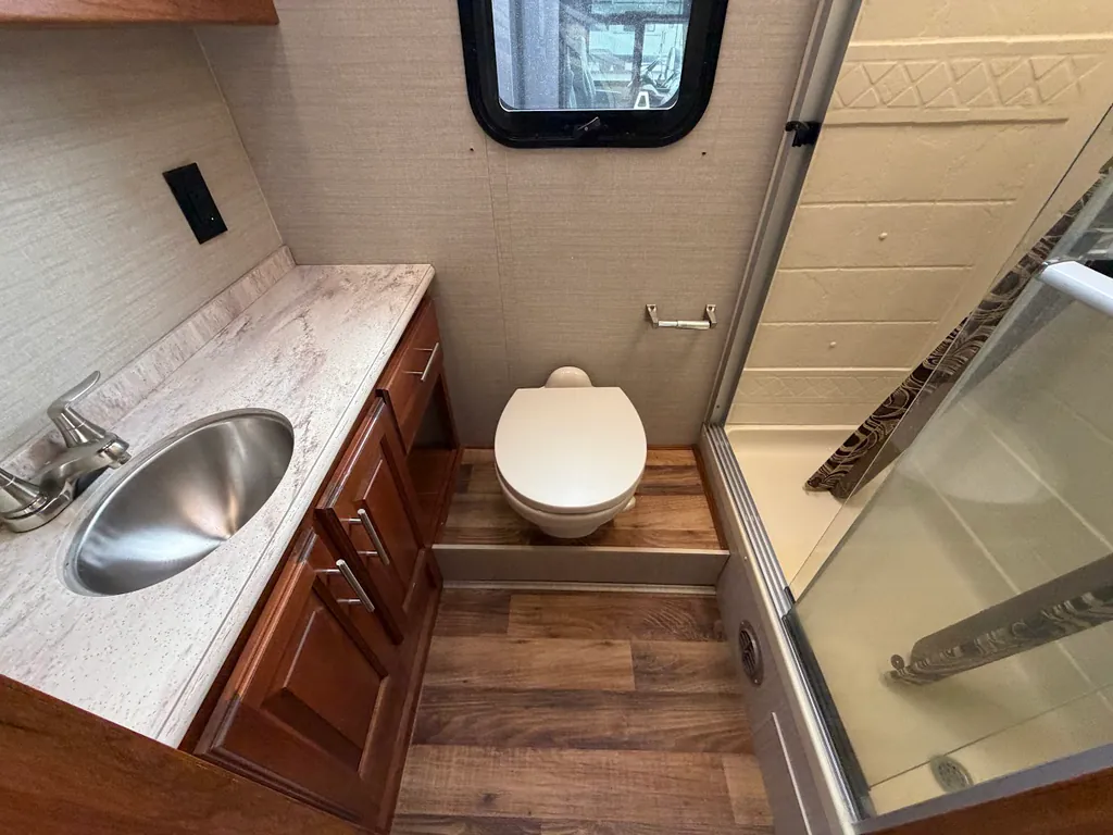 2017 Jayco Precept 35S, Photos photo 26
