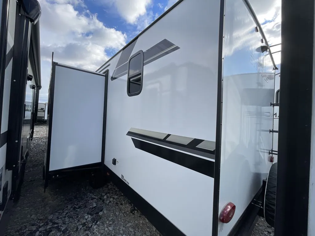 2026 Venture RV Stratus SR261VRB - Photo 4