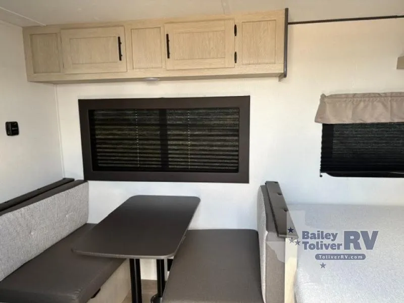 2026 Shasta Compact 18DBL - Photo 3