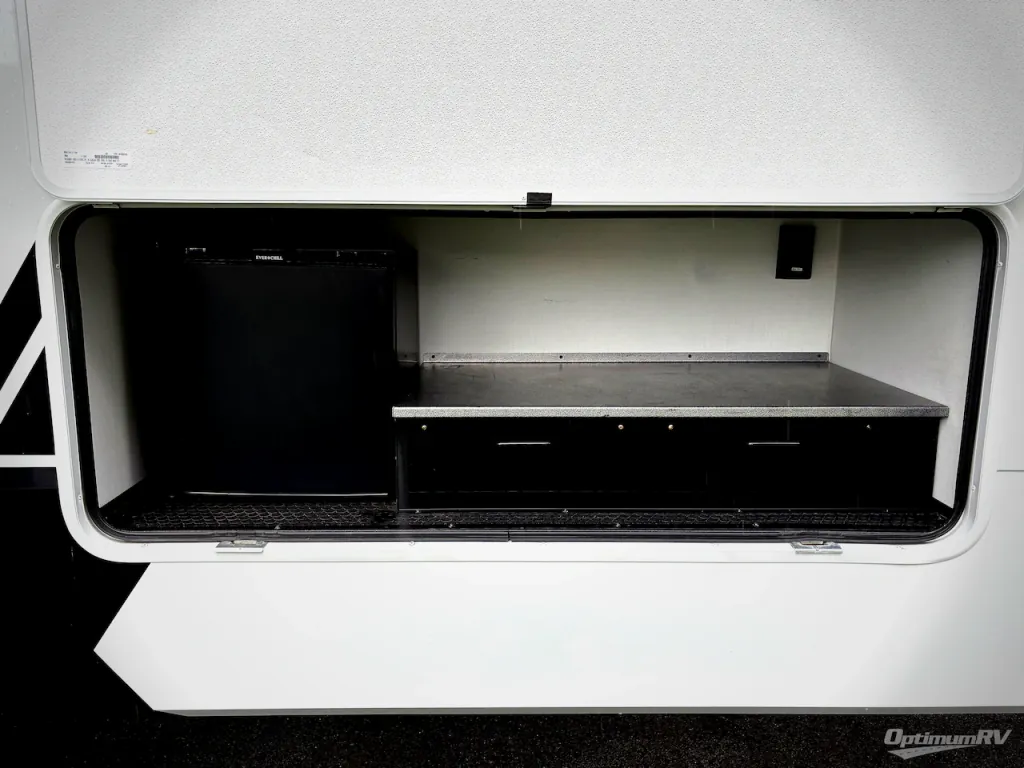2025 Brinkley Model Z 3610, Photos photo 25