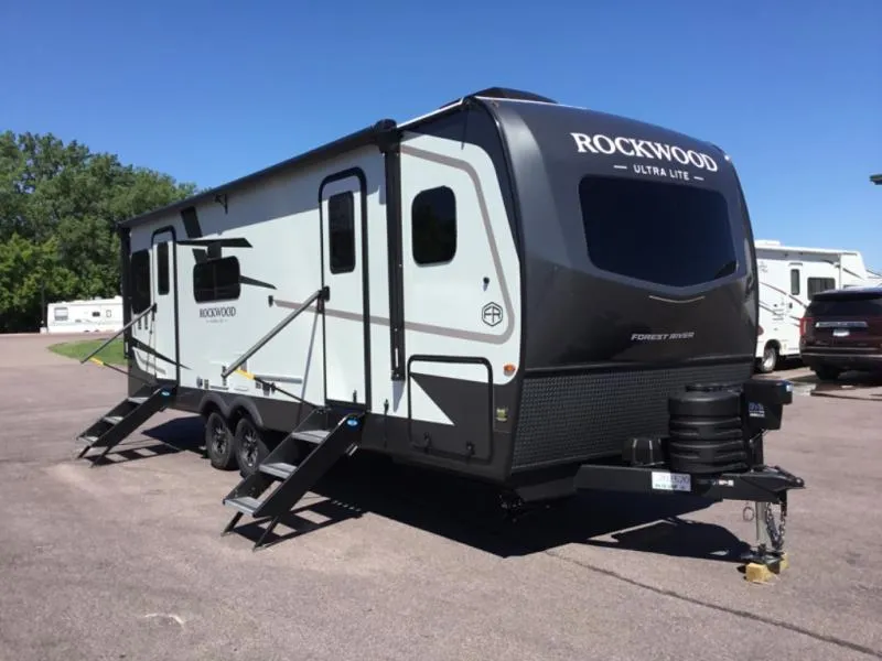 2027 Forest River Rockwood Ultra Lite 2618RD - Photo 2