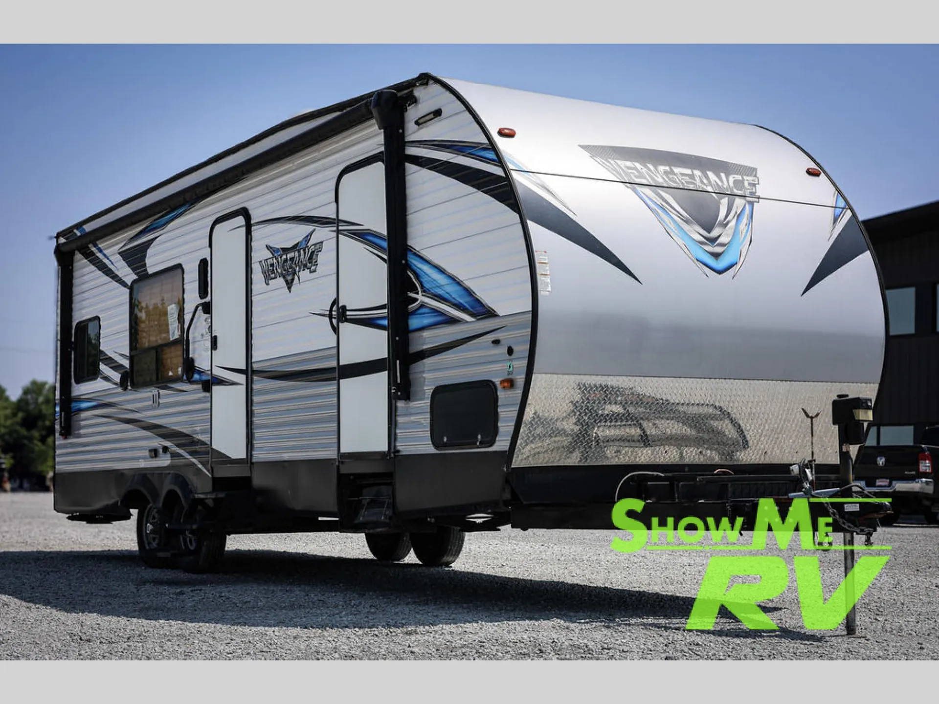 2017 Forest River Vengeance Super Sport 25V - Photo 2