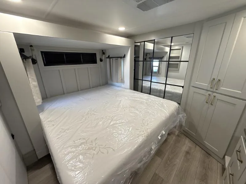 2024 Brinkley Model G 3500, Photos photo 35