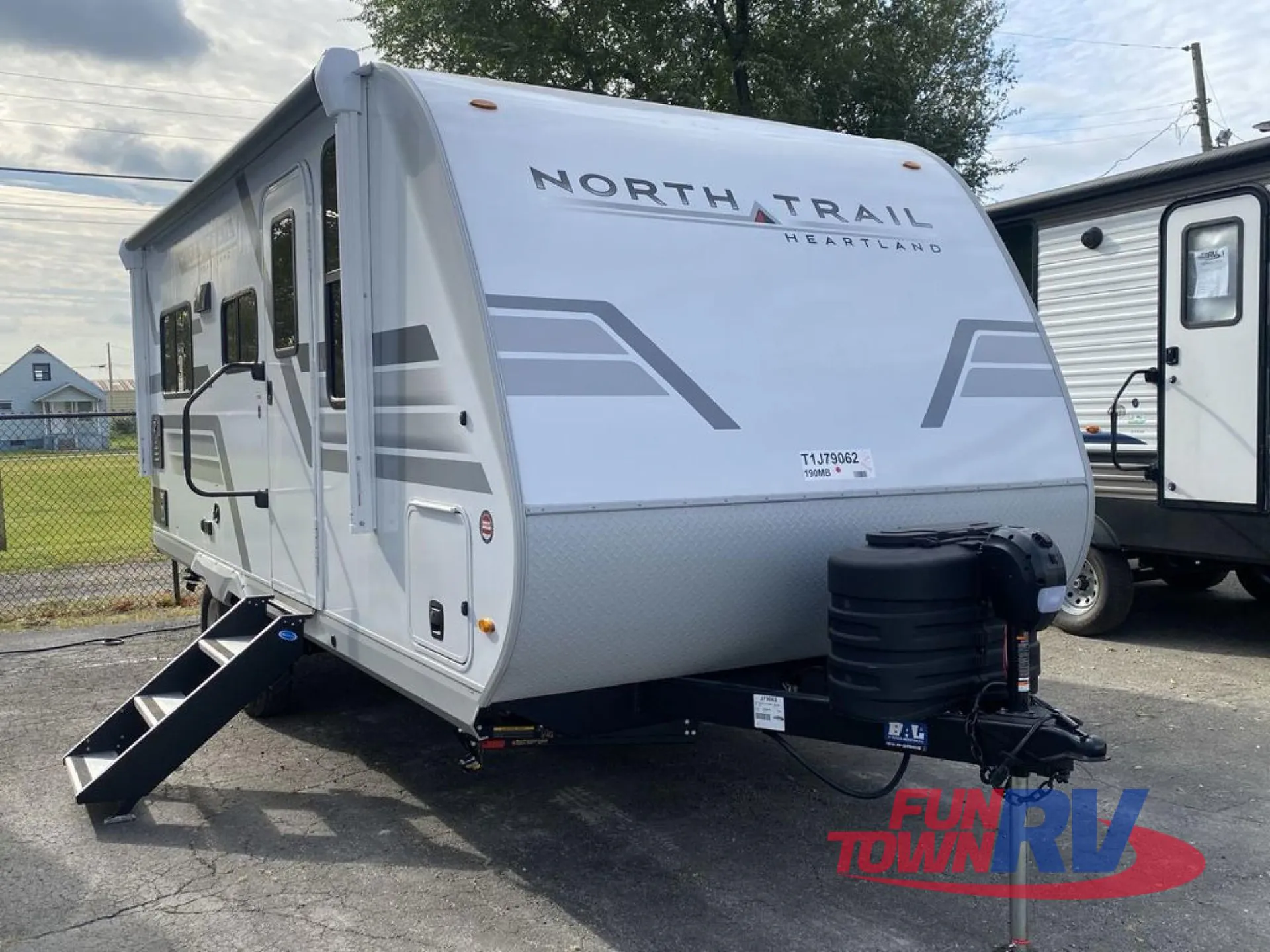 2026 Heartland North Trail 190MB - Photo 2