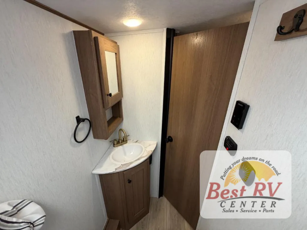 2027 Coachmen Apex Nano 186BH, Photos photo 54