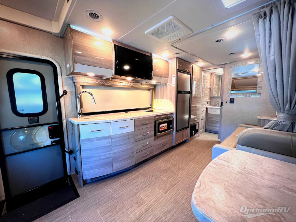 2023 Thor Motor Coach Tiburon 24FB, Photos photo 8