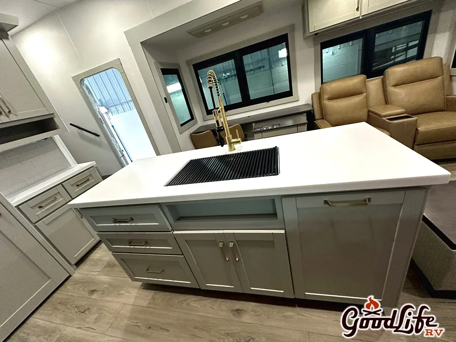 2026 Brinkley Model Z 3600, Photos photo 86