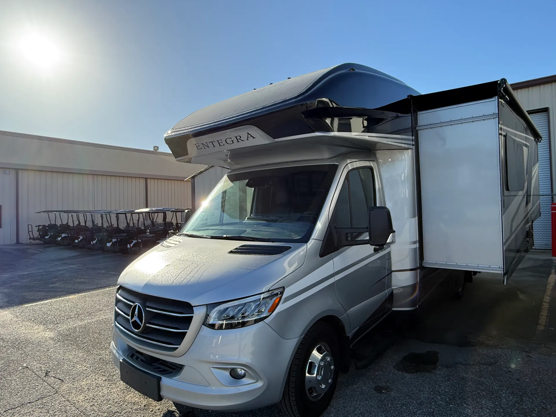 2025 Entegra Coach Qwest 24L - Photo 3