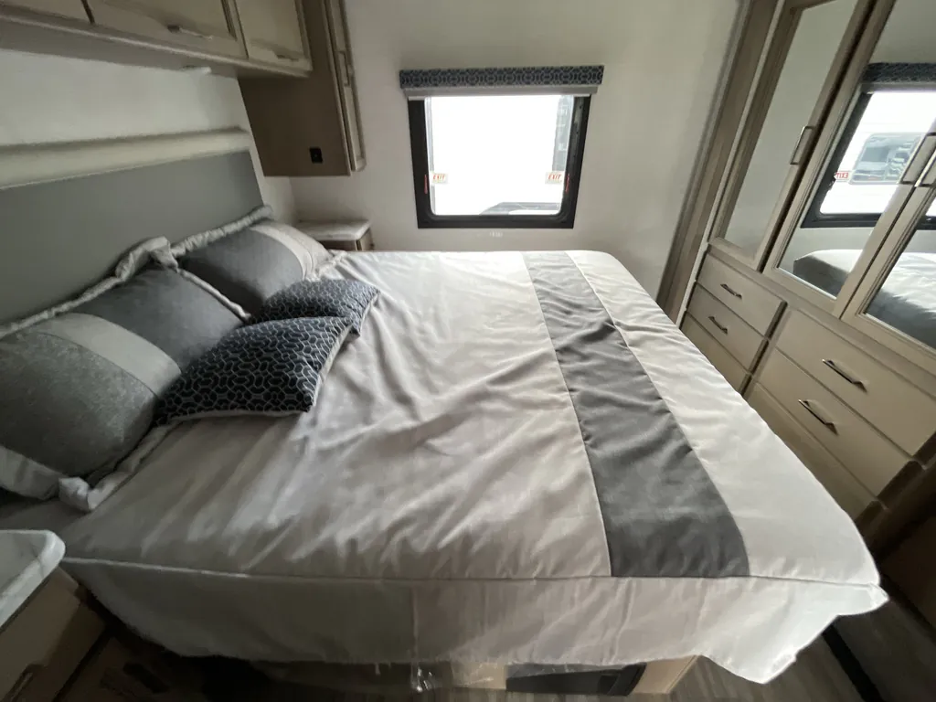 2026 Thor Motor Coach Freedom Traveler A29, Photos photo 26