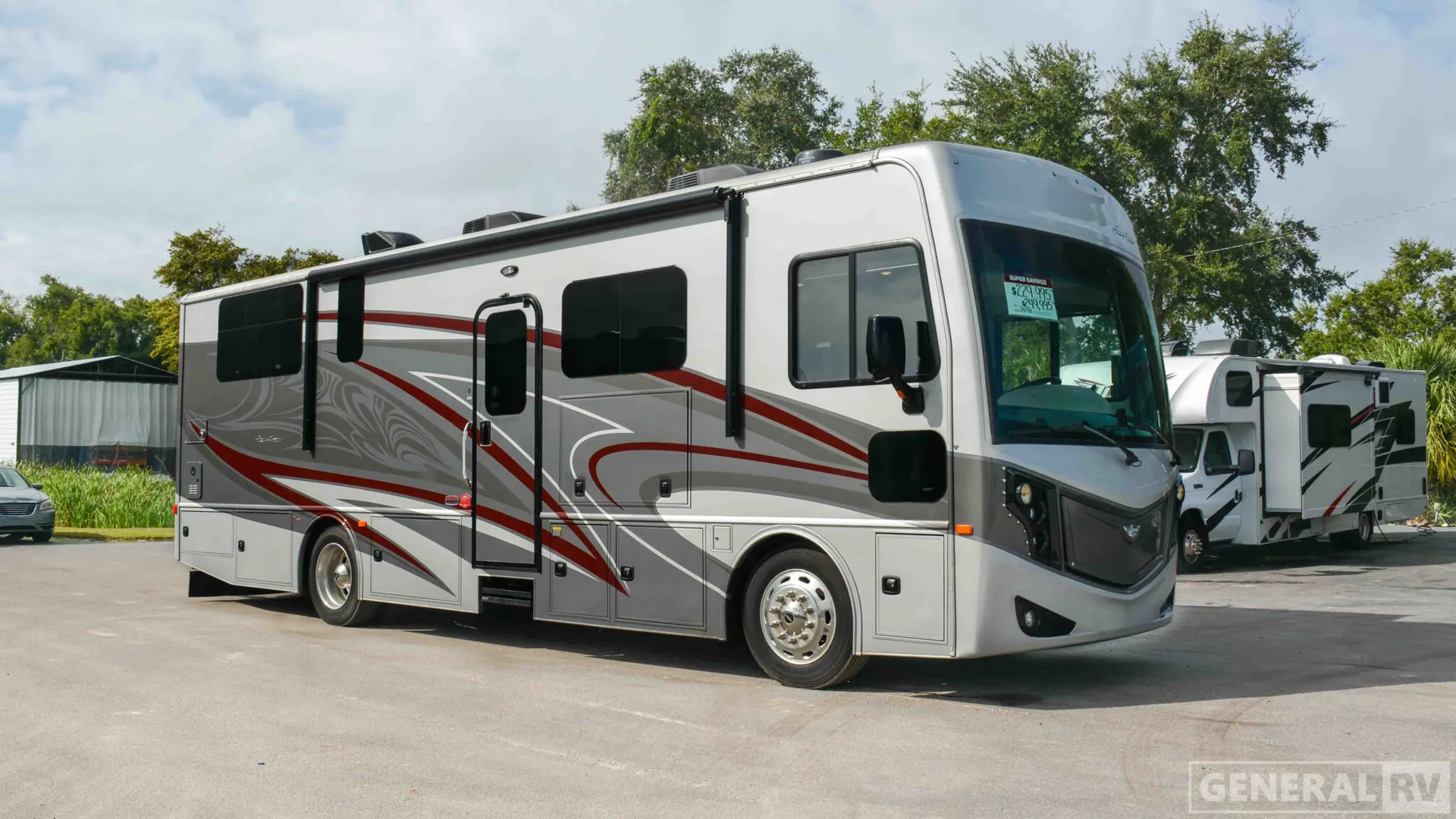 2023 Fleetwood Pace Arrow 33D - Photo 2