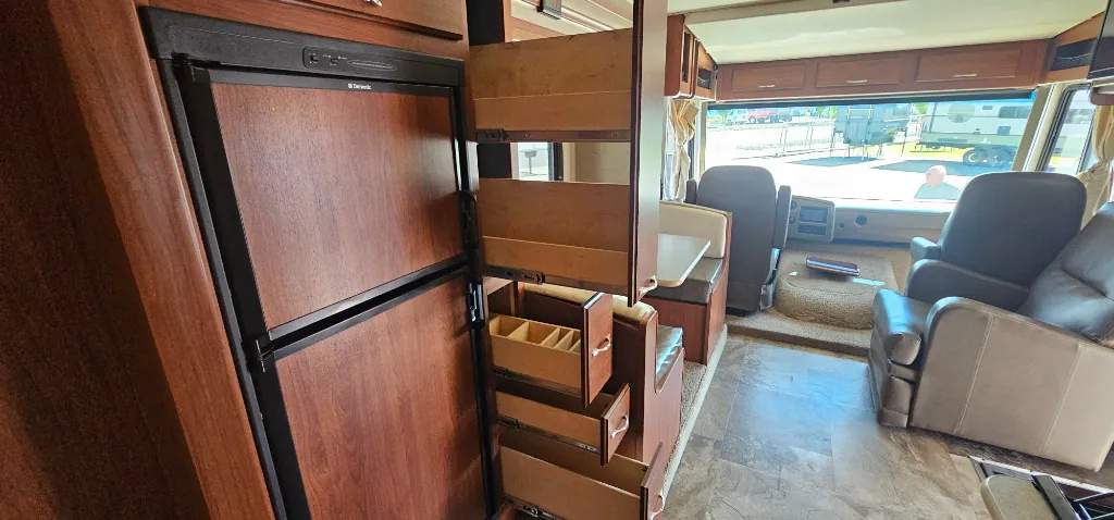 2015 Fleetwood Flair 26E, Photos photo 13