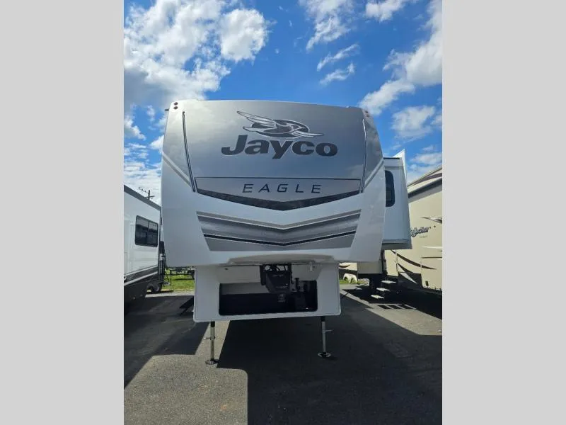 2027 Jayco Eagle 335LSTS - Photo 3