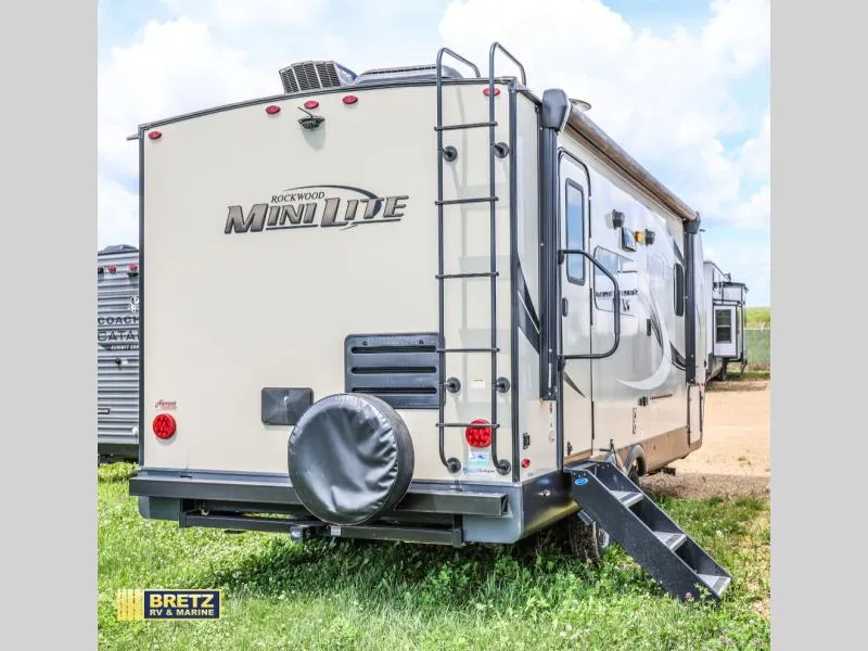 2021 Forest River Rockwood Mini Lite 2205S - Photo 3