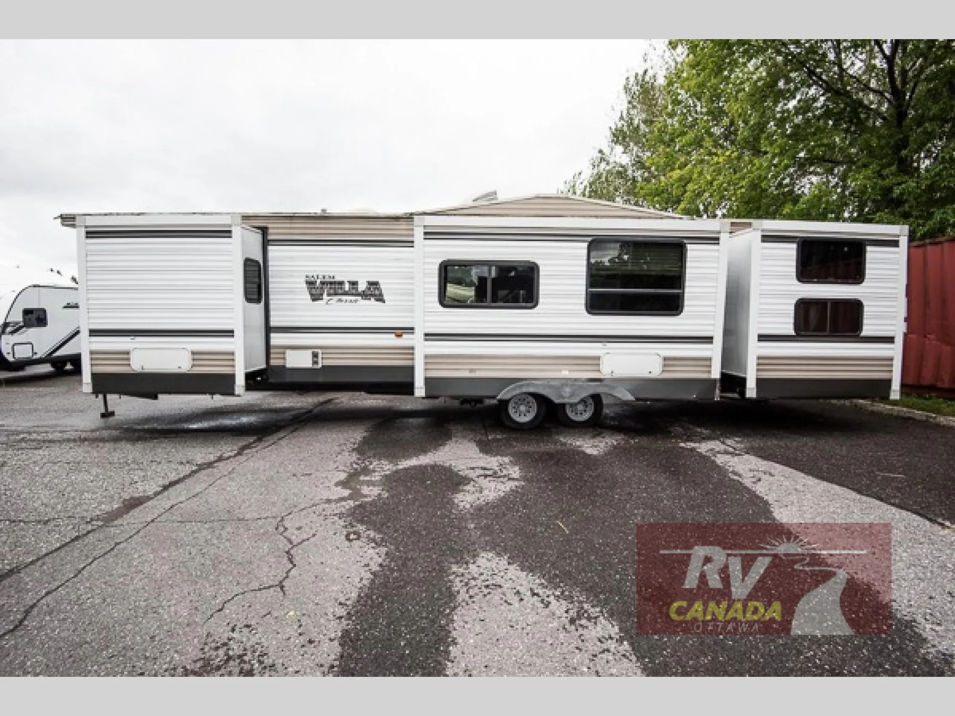 2015 Forest River Salem Villa 4002Q — Photo 6