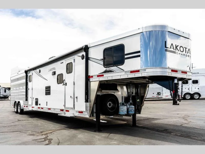 2026 Lakota Charger Livestock LQ - Main photo