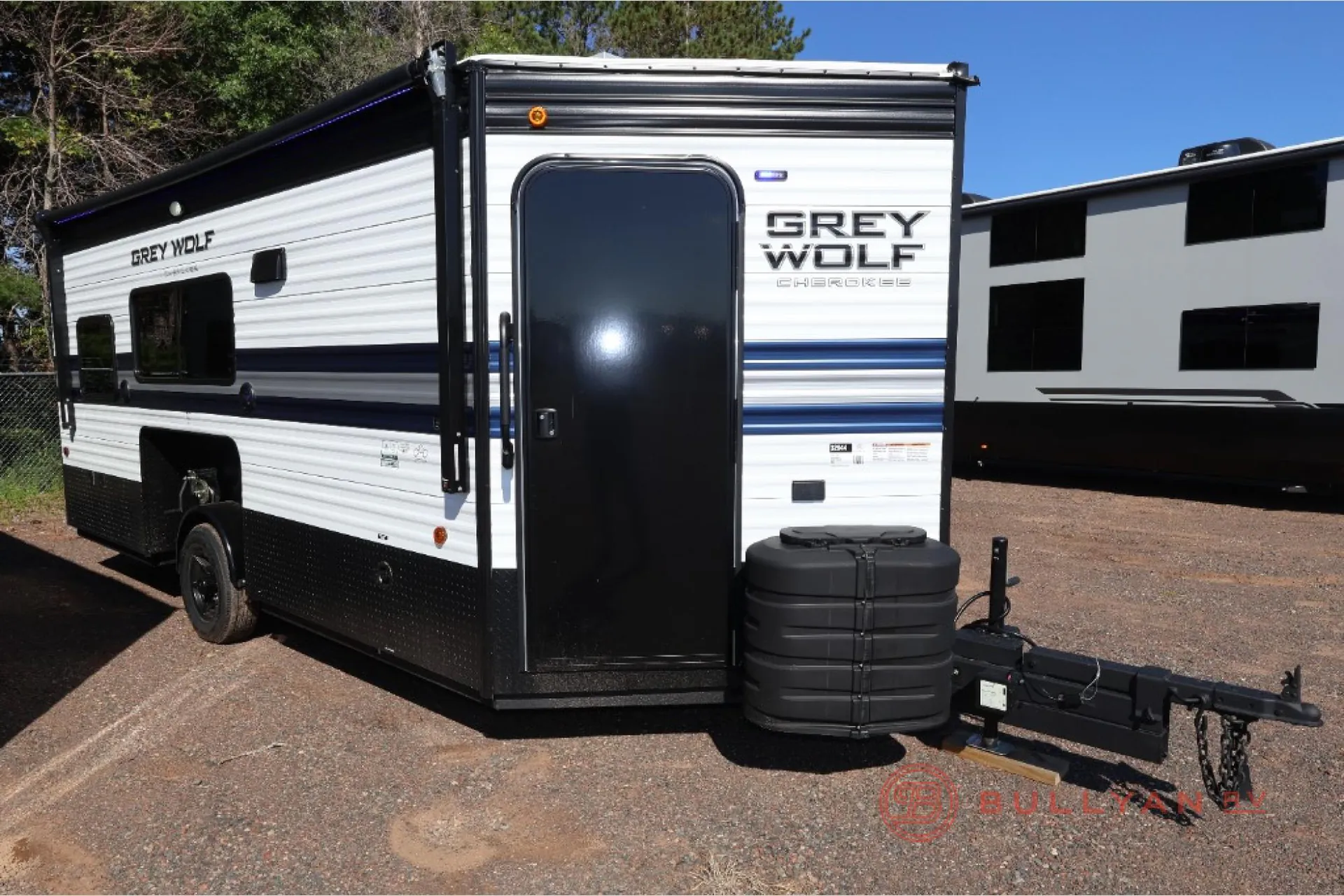 2027 Forest River Cherokee Grey Wolf 16GR - Photo 2
