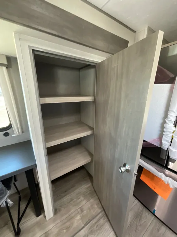 2026 Coachmen Catalina Legacy Edition 323MAZE, Photos photo 18