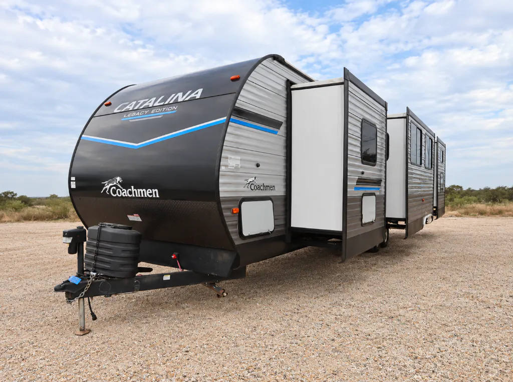 2023 Coachmen Catalina Legacy Edition 343BHTS (2 Queen Beds), Photos photo 21