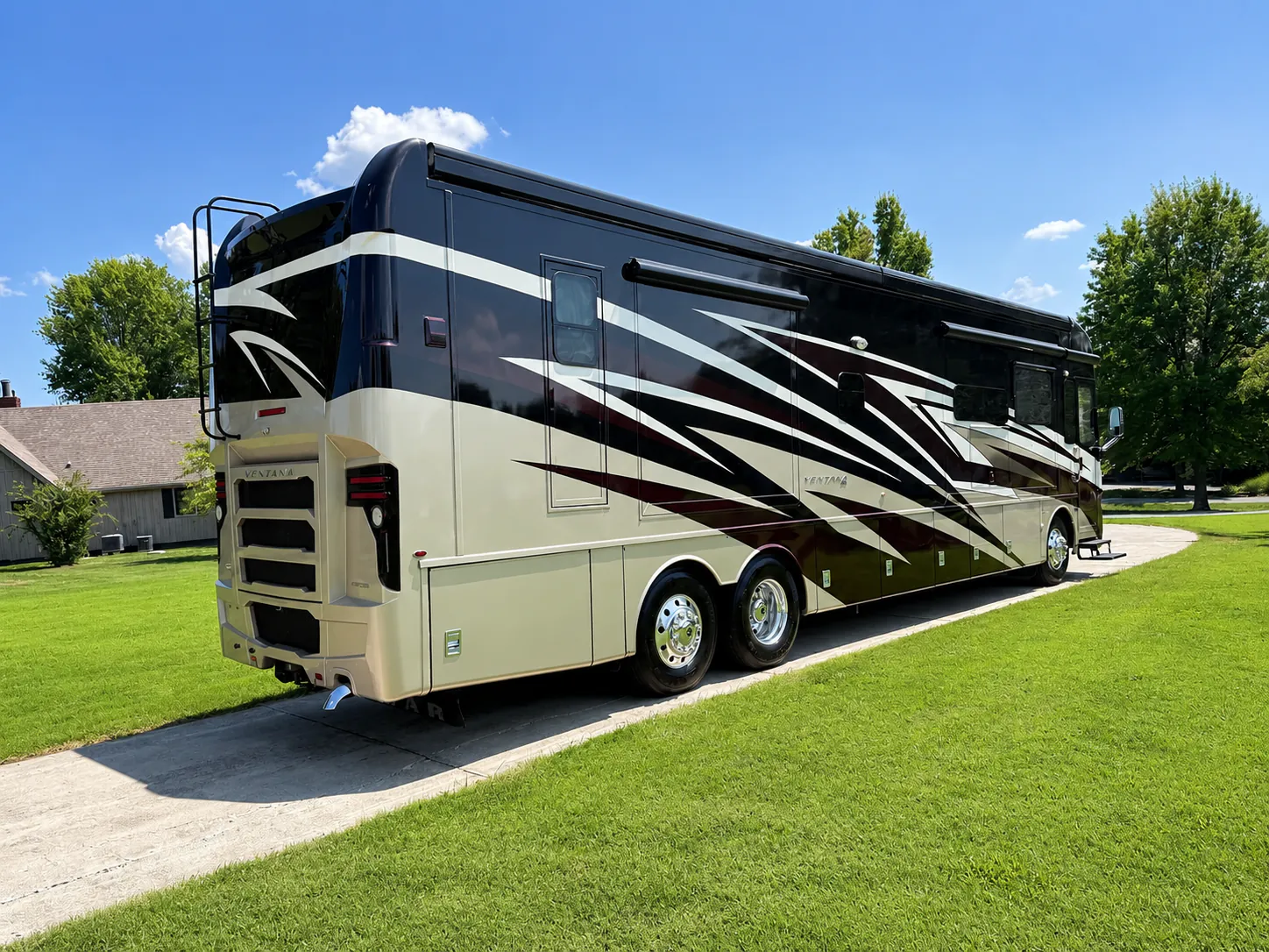 2021 Newmar Ventana 4326 - Photo 4