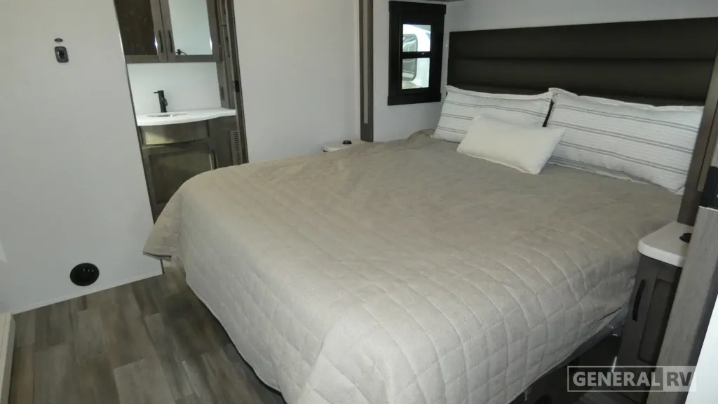 2026 Entegra Coach Vision XL 36C, Photos photo 25