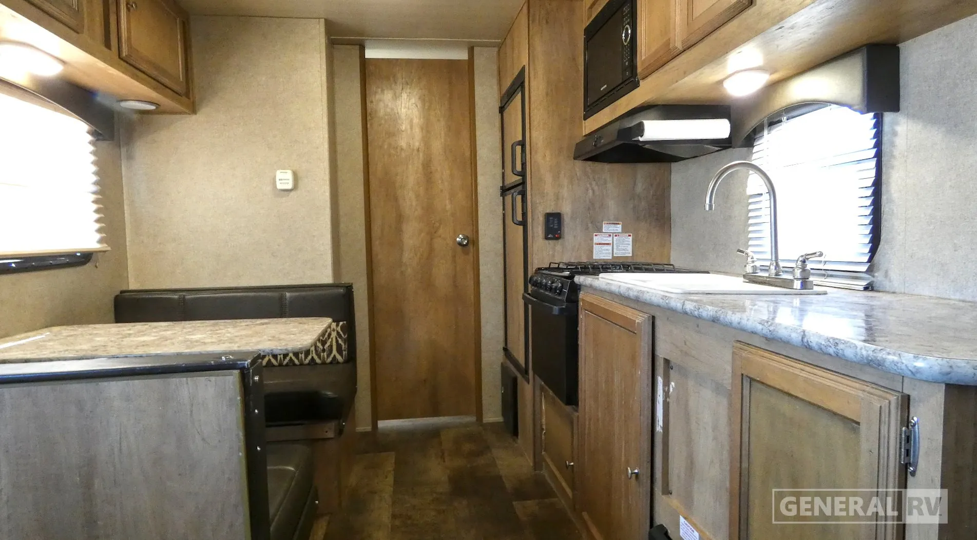 2018 Gulf Stream Gulf Breeze SVT 19FMB - Photo 3
