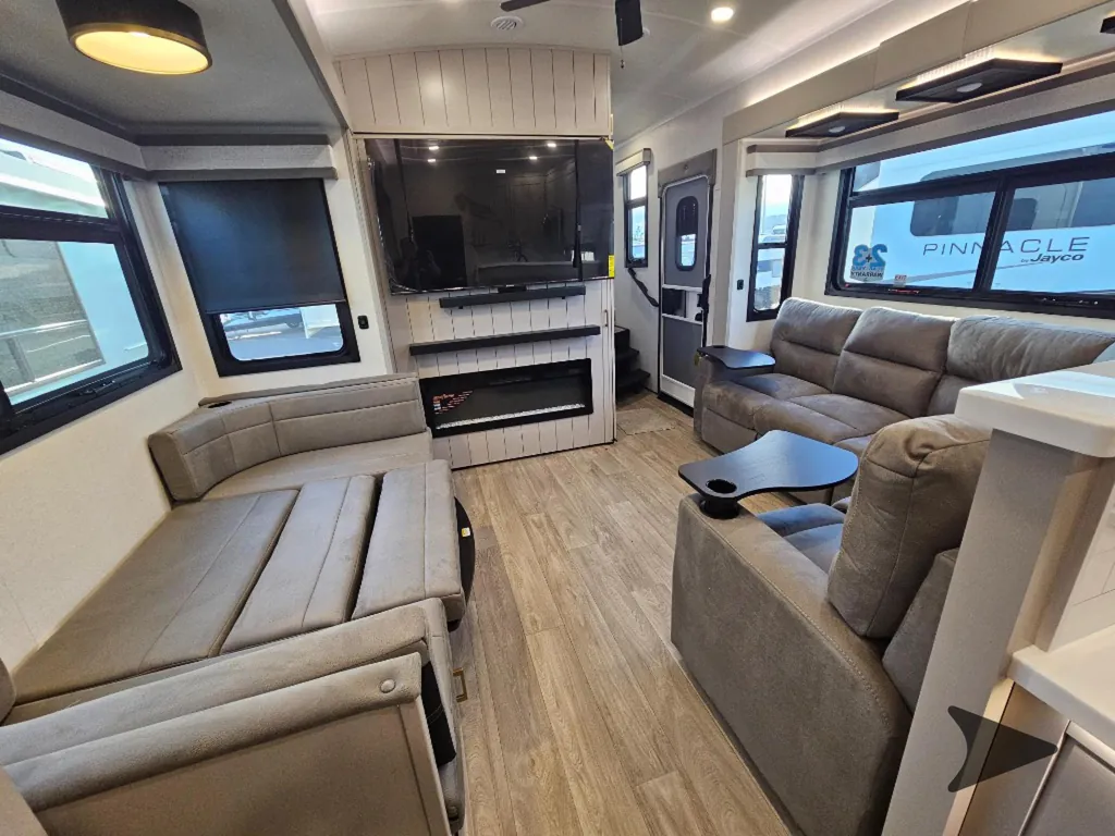 2027 Jayco North Point 391TBBH, Photos photo 35