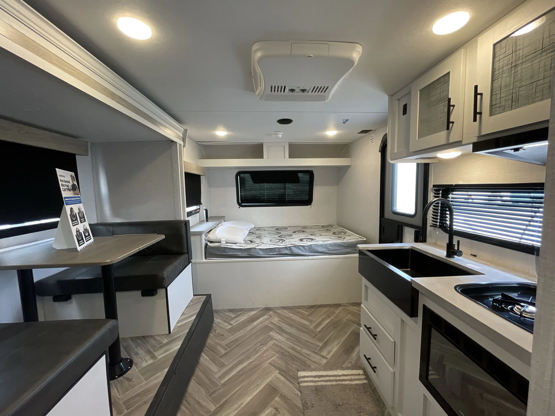 2022 Dutchmen Coleman Rubicon 1708BH — living area main