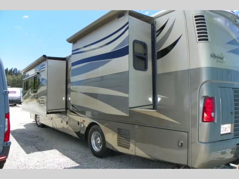 2007 Monaco Diplomat 40PDQ - Photo 3